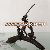 Children's fishing wrought iron ornaments cast iron bronze sculpture for home decoration