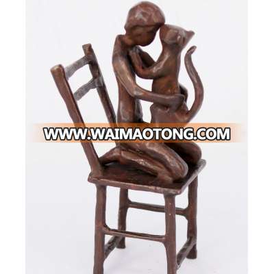 Home Decor Handicraft Cast Iron Bronze Metal Action Figure Sculpture